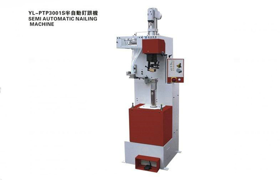 Talon pneumatique hydraulique semi-automatique clouant la machine \