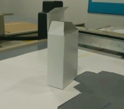 Cardez la découpeuse de lame de couteau du carton 350gsm de boîte de papier