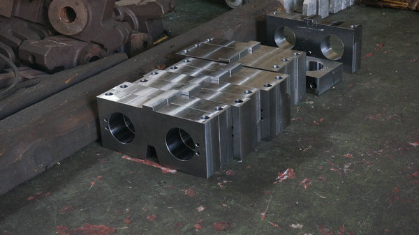 Pièce de découpeuse de laser d'OEM ASTM A357/5 pièces de usinage d'axe avec la coupe de fil