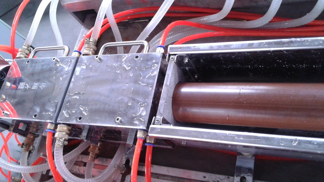 Chaîne de production de profil de Consuption WPC de basse énergie, machine d'extrusion de WPC pour Fense